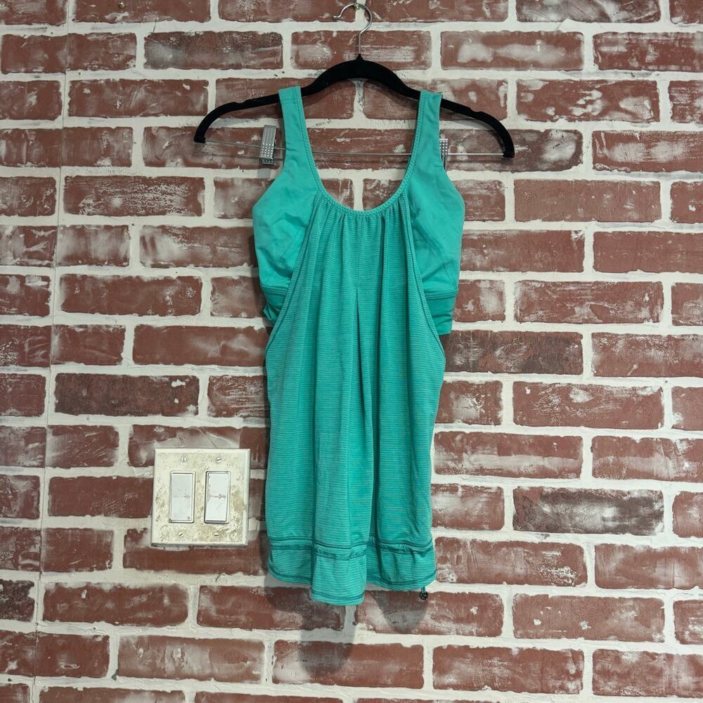 Lululemon No Limits Tank Teal Green Built In Bra Size 4 Athletic
